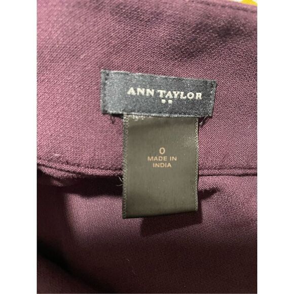 🖤 ANN TAYLOR skirt 🖤 - Picture 3 of 4